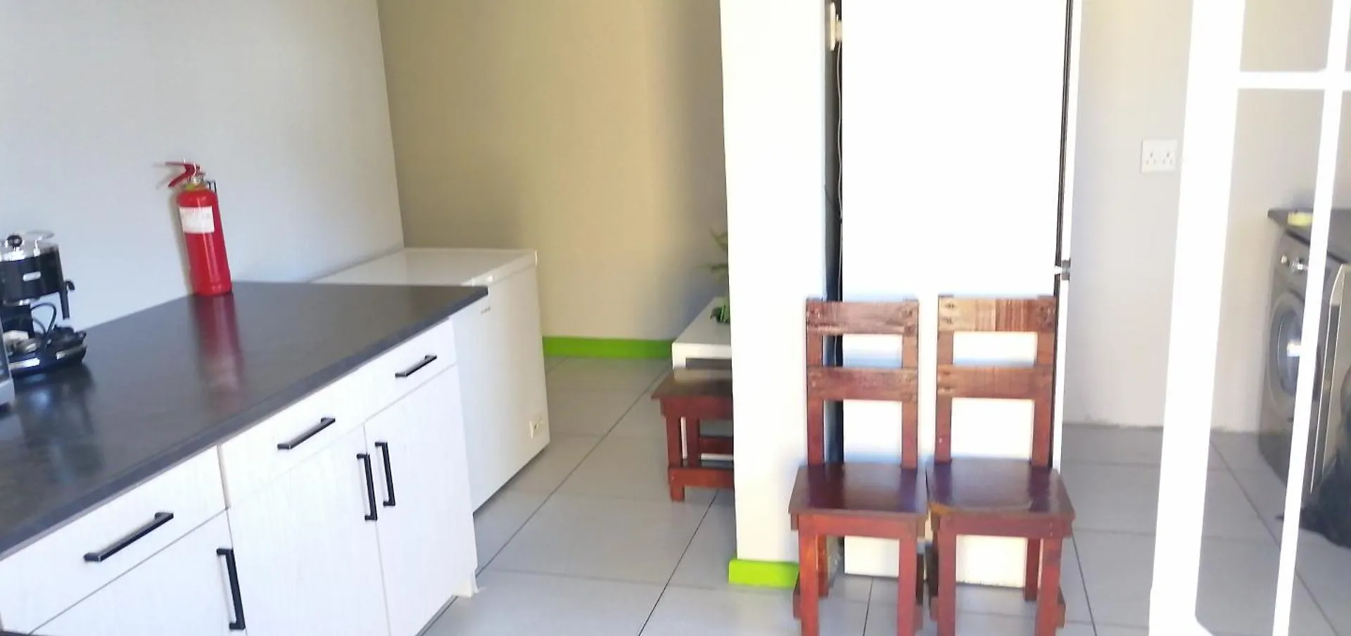 Lodge Neo & Ruks Goodwood Guesthouse Cape Town