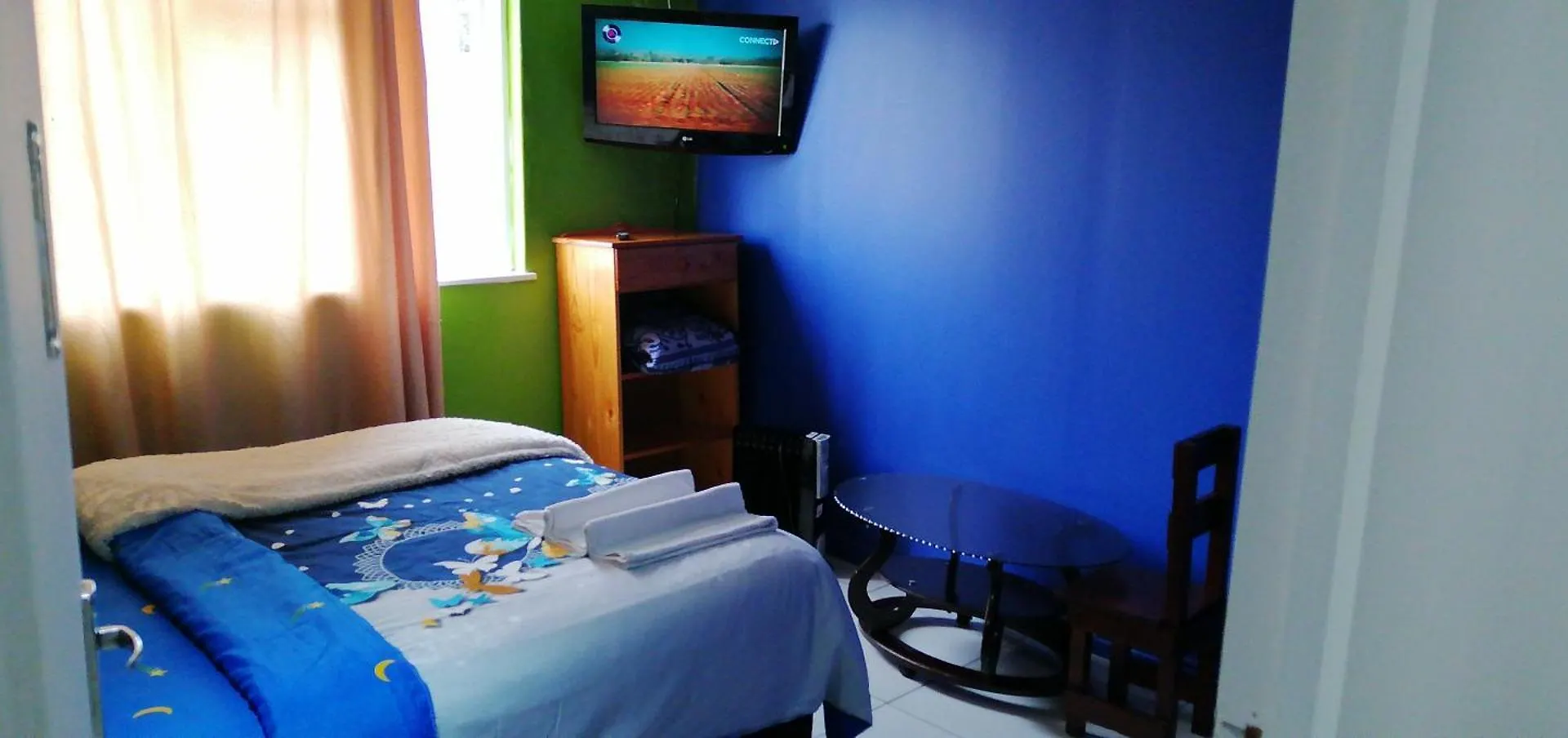 Neo & Ruks Goodwood Guesthouse Cape Town