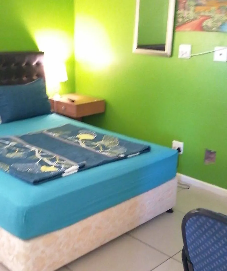 Neo & Ruks Goodwood Guesthouse Cape Town 0*,  South Africa